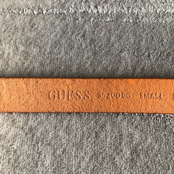 GUESS GENUINE LEATHER TAN & SILVER RIVET BELT w/SILVER BUCKLE SMALL - Picture 6 of 7